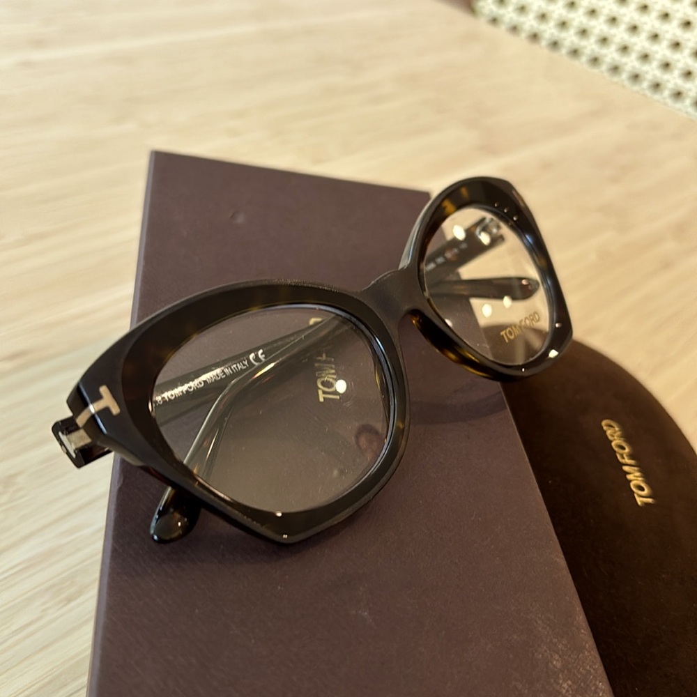 Brand New Original Tom Ford Glasses 
With case and box - Picture 3 of 3